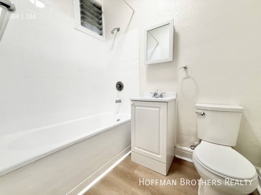 Apartment for rent at 207 S Berendo St #107, Los Angeles, CA 90004