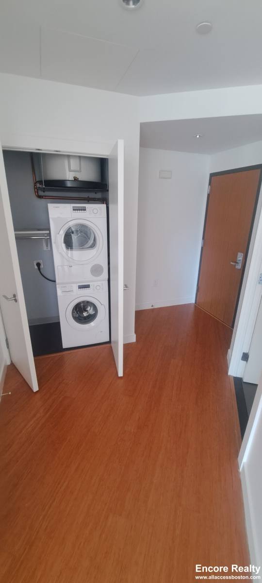 Apartment for rent at 120 Kingston St #1511, Boston, MA 02111