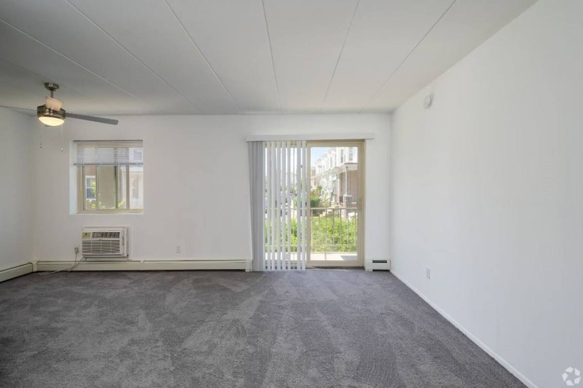 Apartment for rent at 7200 Merion Terrace, Upper Darby, PA 19082