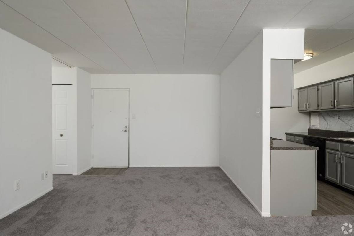 Apartment for rent at 7200 Merion Terrace, Upper Darby, PA 19082