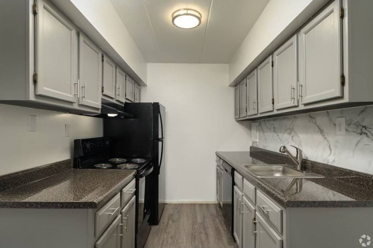 Apartment for rent at 7200 Merion Terrace, Upper Darby, PA 19082