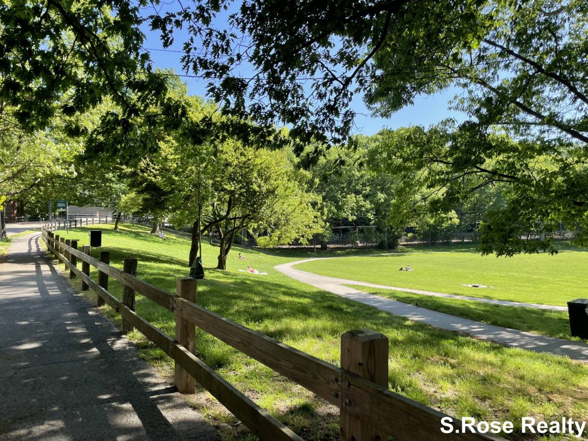Apartment for rent at 18 Dean Rd #3, Brookline, MA 02445
