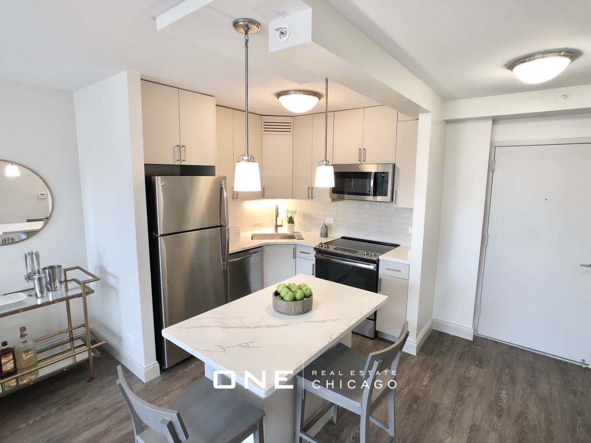 Apartment for rent at 330 W Illinois #2, Chicago, IL 60654