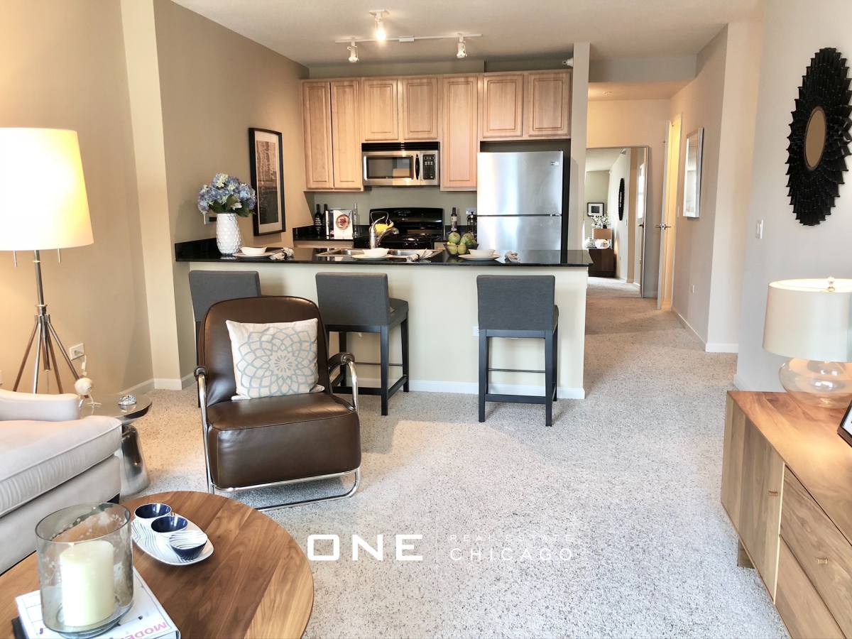 Apartment for rent at 337 N Desplaines #1, Chicago, IL 60661