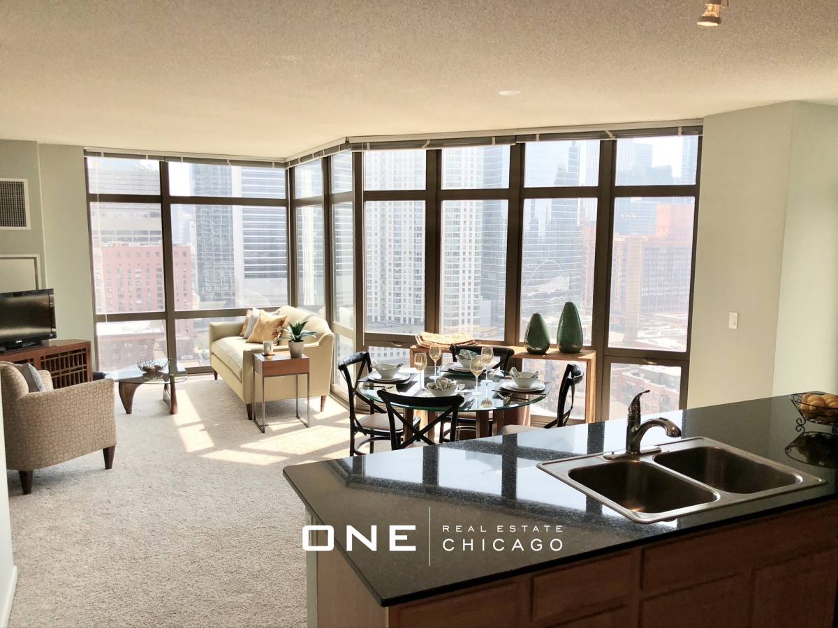 Apartment for rent at 337 N Desplaines #3, Chicago, IL 60661