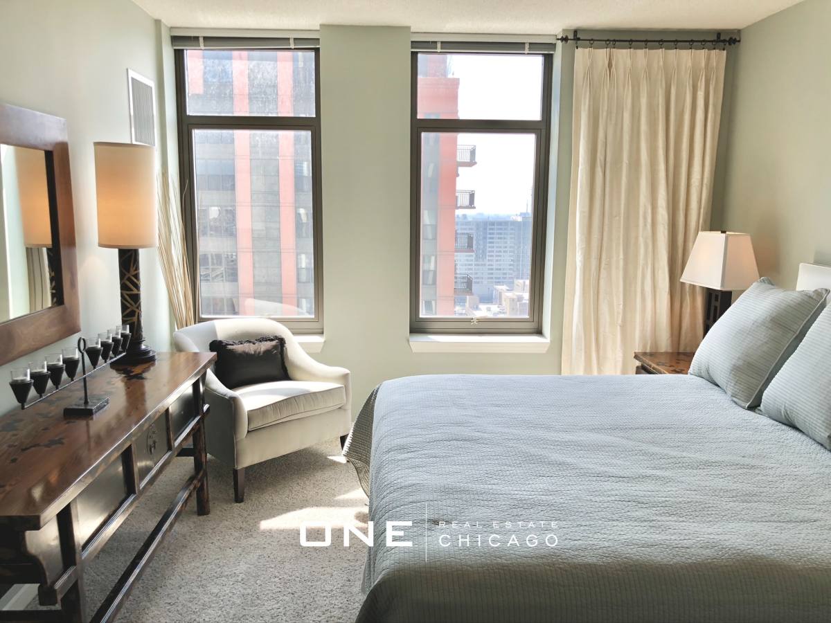 Apartment for rent at 337 N Desplaines #3, Chicago, IL 60661