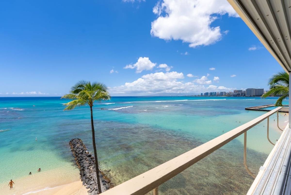Condo for rent at 2895 Kalakaua Ave, Honolulu, HI 96815