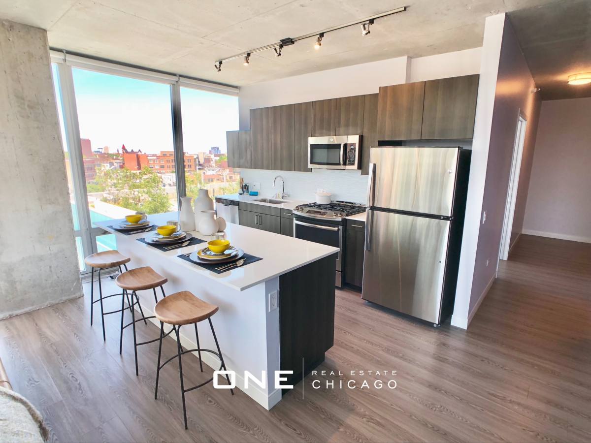 Townhouse for rent at 728 N Morgan #4, Chicago, IL 60642