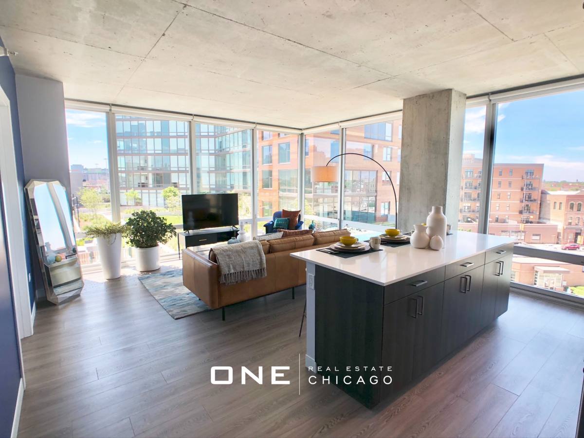 Townhouse for rent at 728 N Morgan #4, Chicago, IL 60642