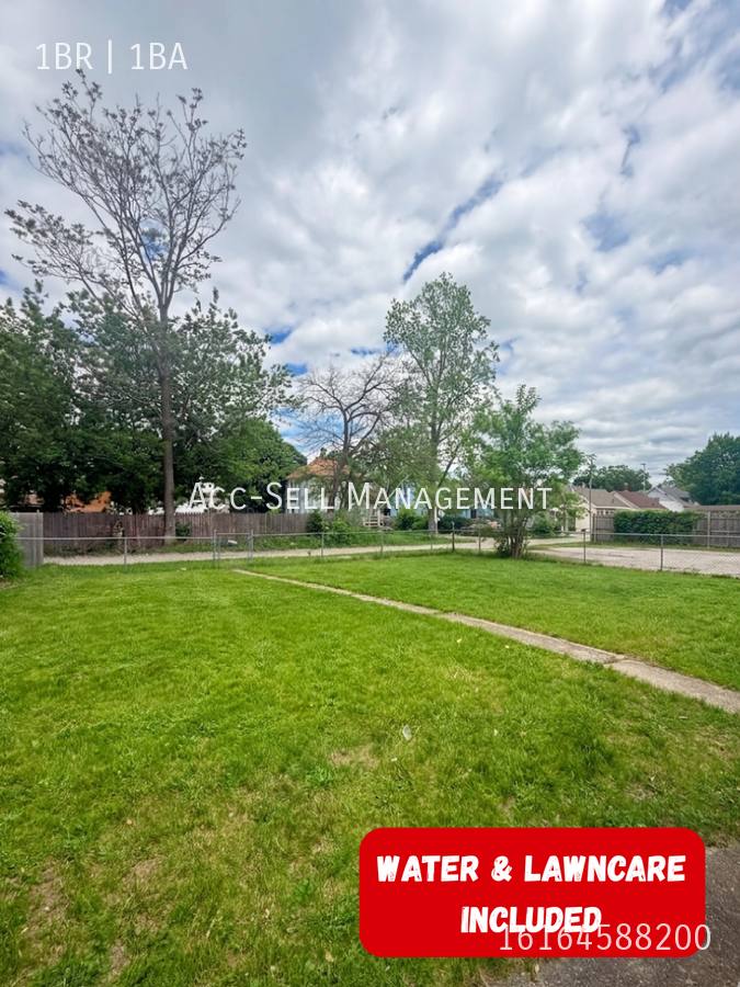 Apartment for rent at 825 Evergreen St SE #WEST, Grand Rapids, MI 49507