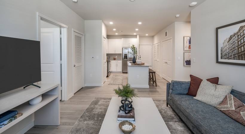 Apartment for rent at 1550 Burnett St #PHY1, Houston, TX 77009