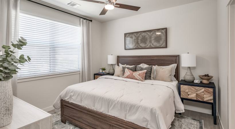 Apartment for rent at 1550 Burnett St #PHY1, Houston, TX 77009