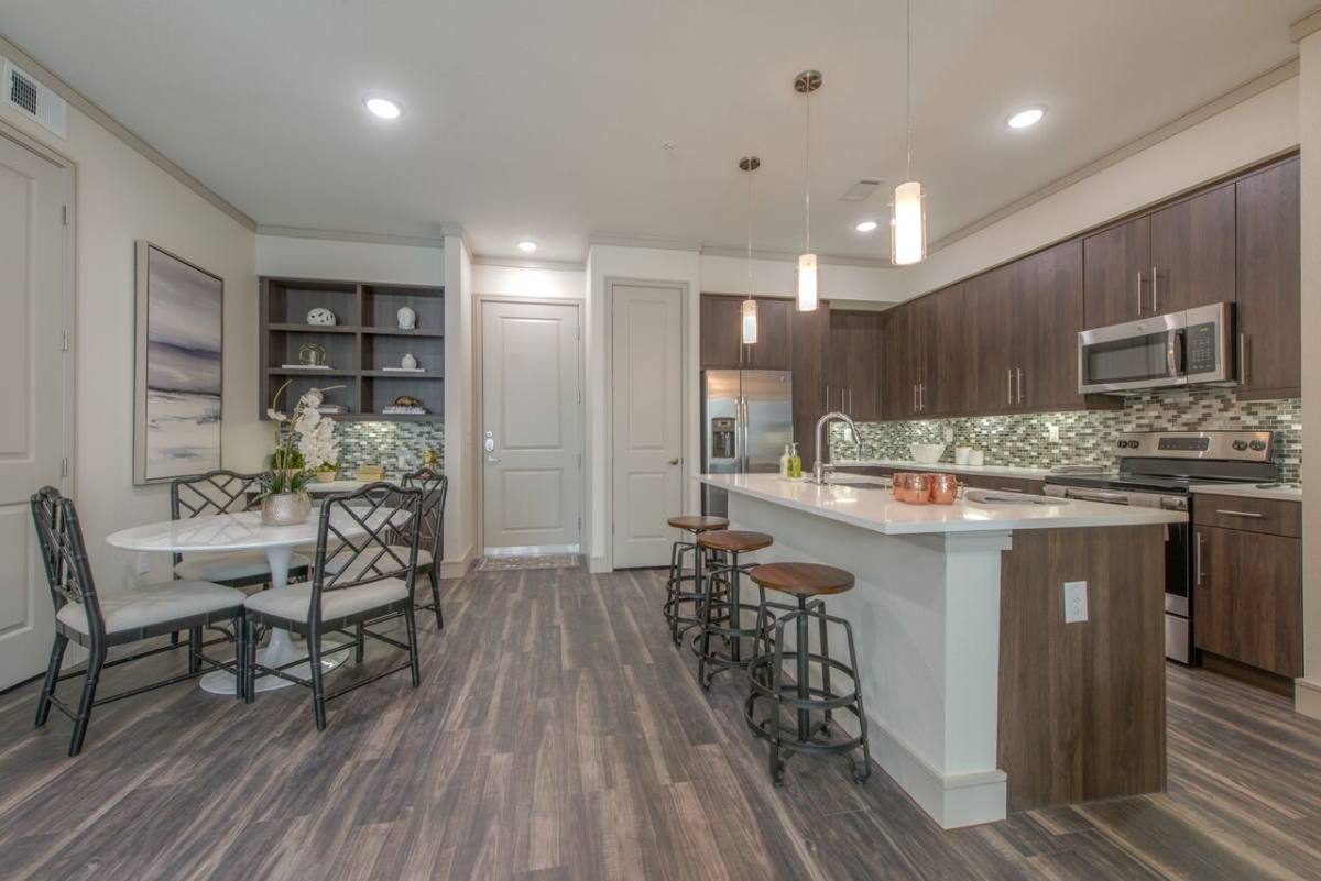 Apartment for rent at 1800 Saint Joseph Parkway #THD1, Houston, TX 77003