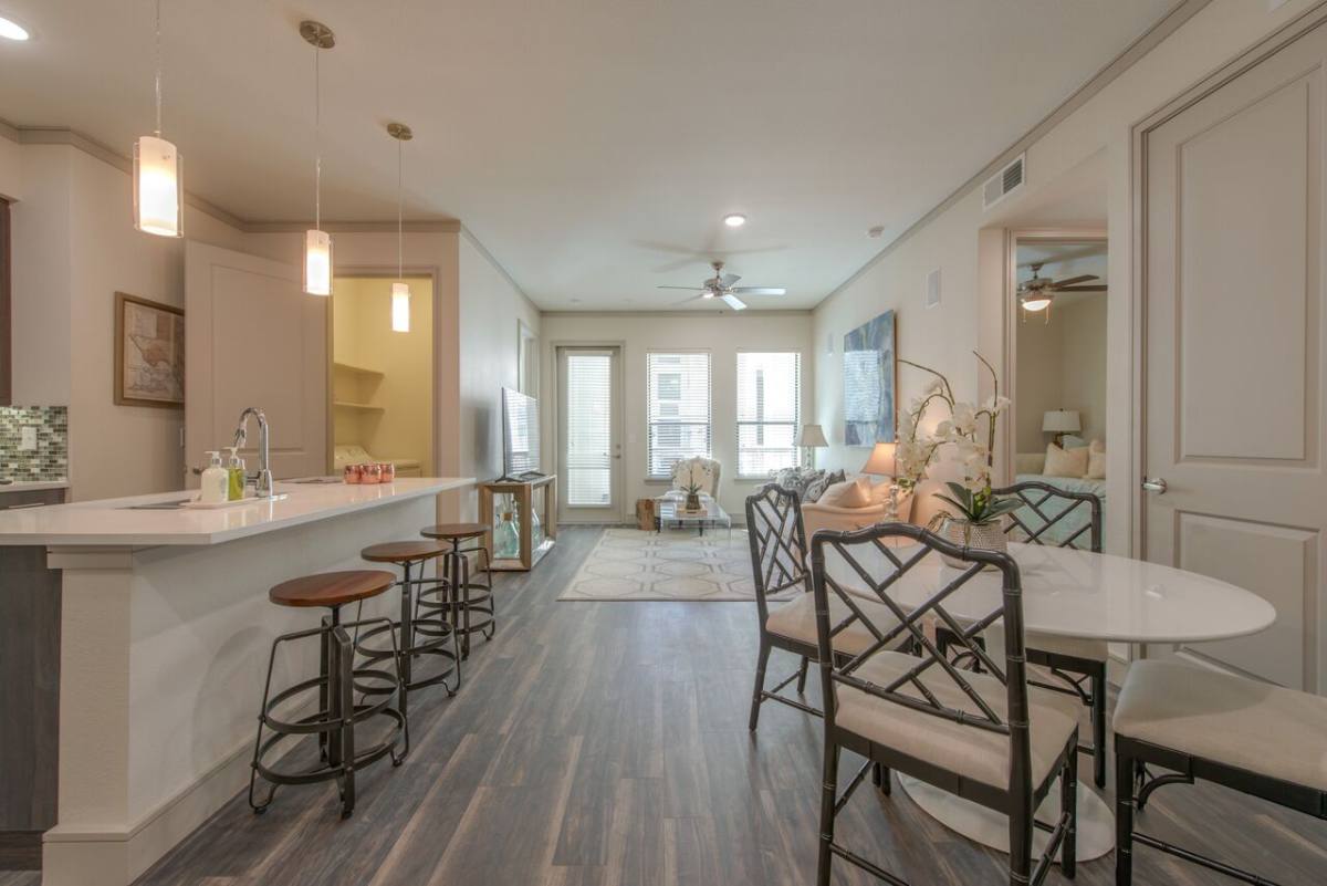Apartment for rent at 1800 Saint Joseph Parkway #THD1, Houston, TX 77003