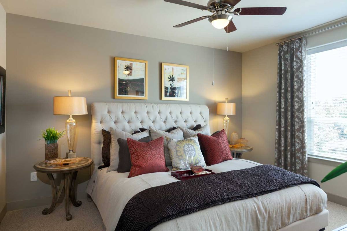 Apartment for rent at 1340 W Gray St #CWG2, Houston, TX 77019
