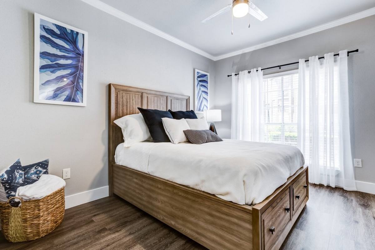 Apartment for rent at 9701 Meyer Forest Dr #MF1, Houston, TX 77096