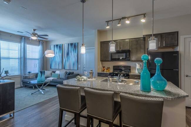 Apartment for rent at 13555 Cullen Blvd #SLC1, Houston, TX 77047