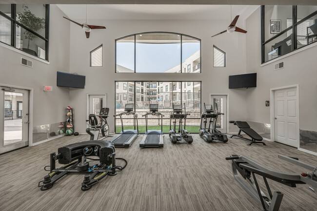 Apartment for rent at 2104 Canal St #CSF1, Houston, TX 77003