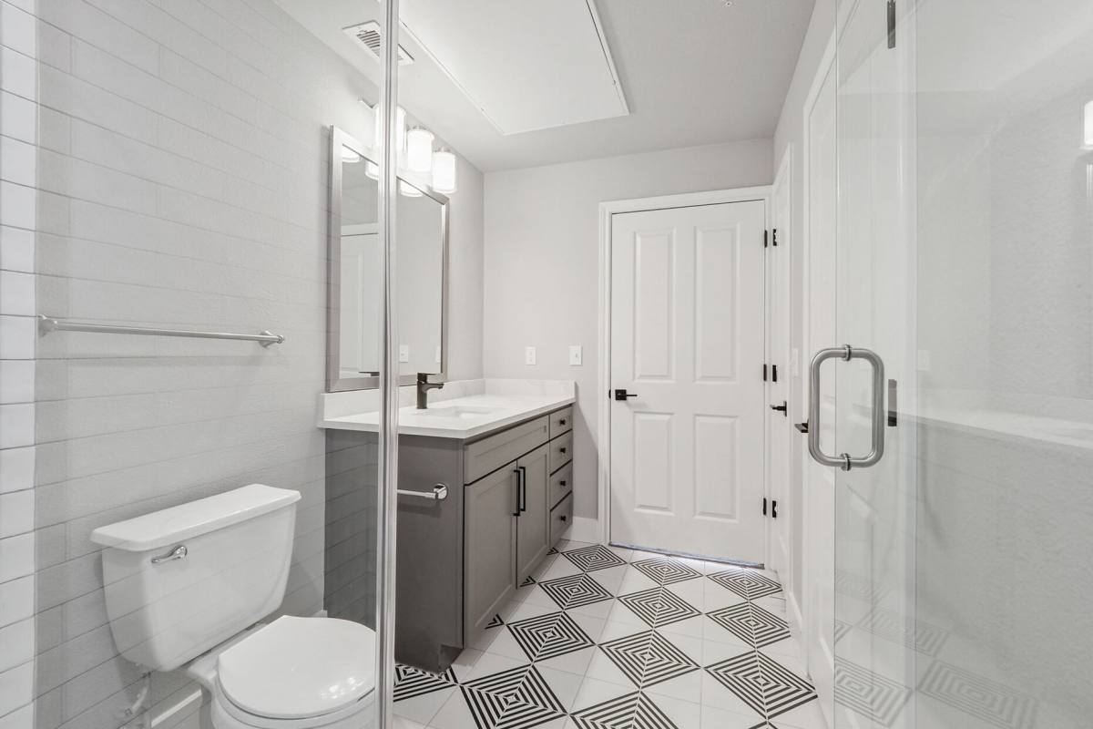 Apartment for rent at 600 Studemont St #TF1, Houston, TX 77007