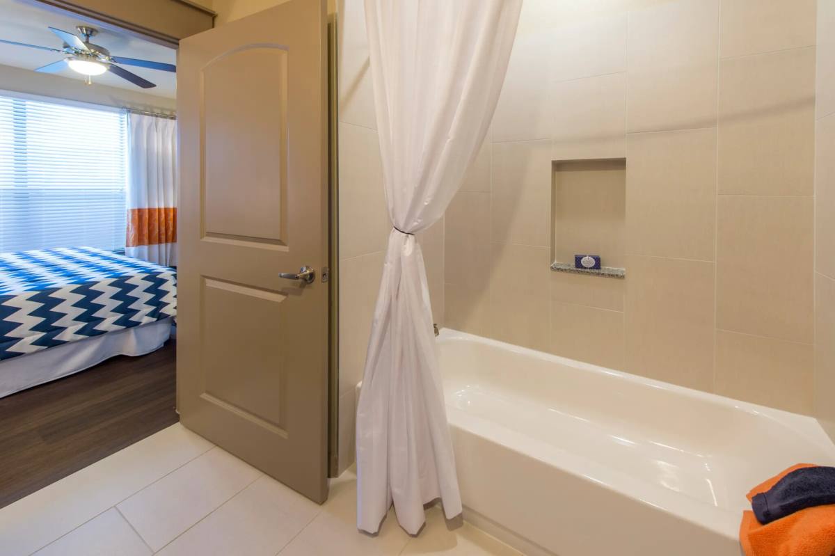 Apartment for rent at 1300 N Post Oak Rd #NPO, Houston, TX 77055