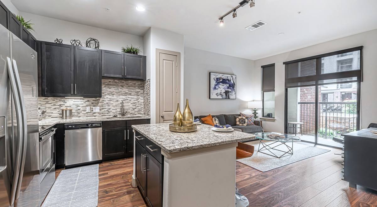 Apartment for rent at 2626 Fountain View Dr #26FW1, Houston, TX 77057