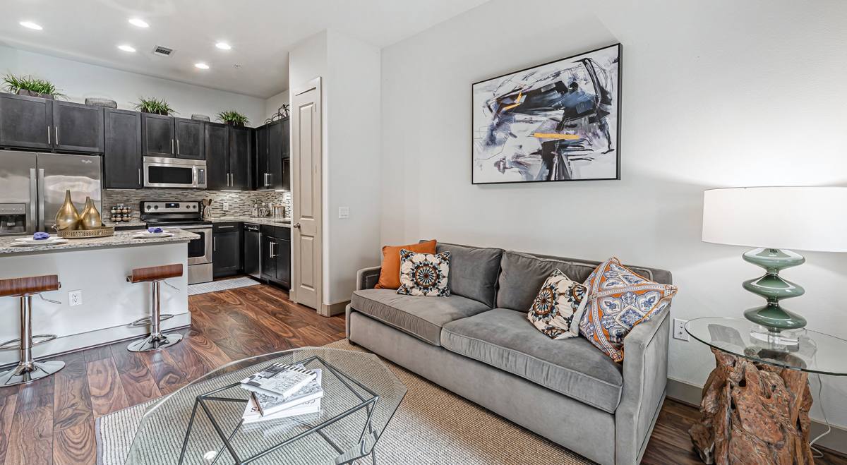Apartment for rent at 2626 Fountain View Dr #26FW1, Houston, TX 77057