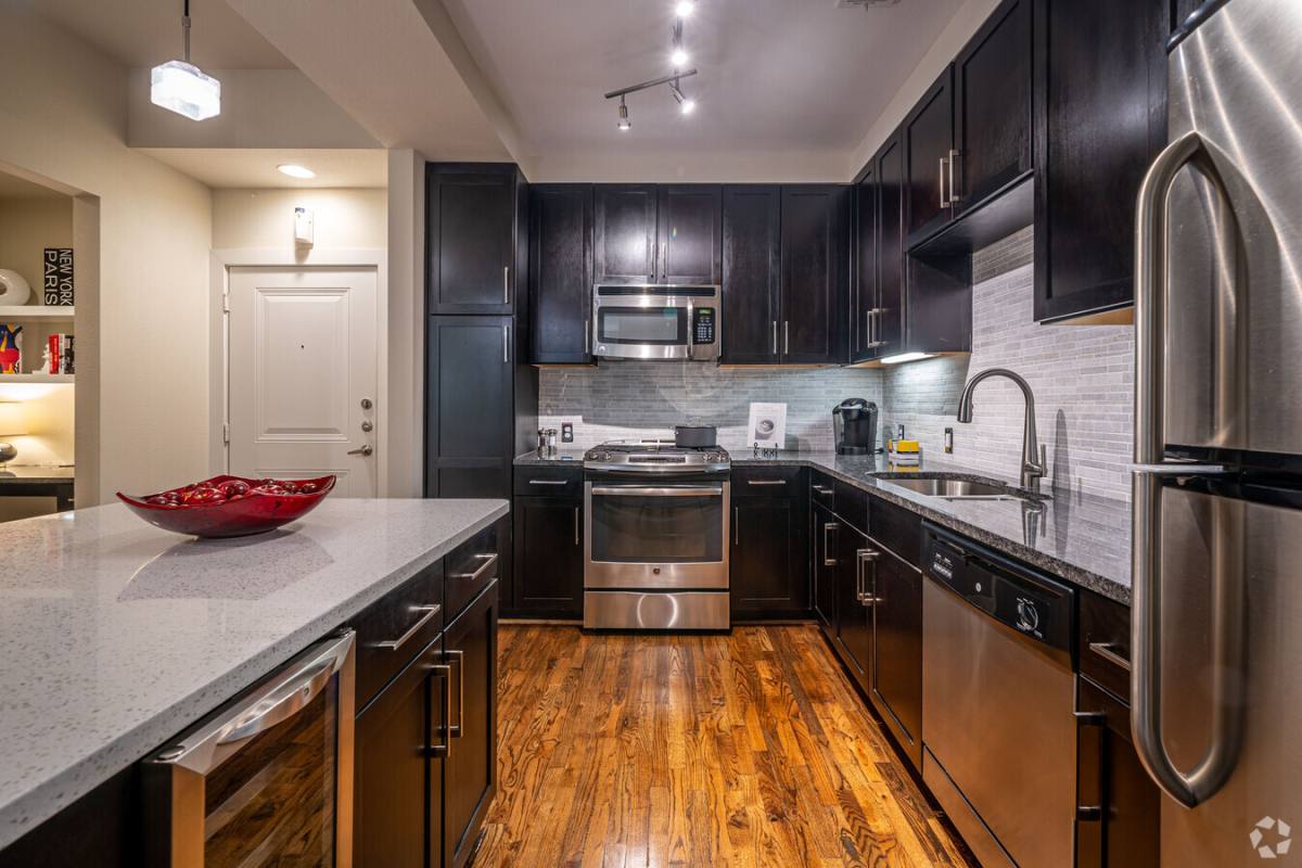 Apartment for rent at 2900 W Dallas St #29WD1, Houston, TX 77019
