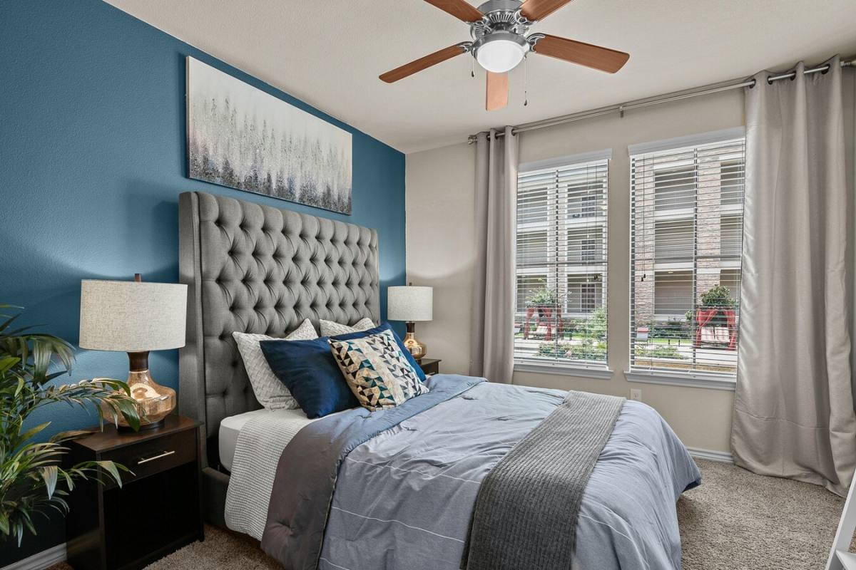 Apartment for rent at 2121 Ella Blvd #21EA, Houston, TX 77008