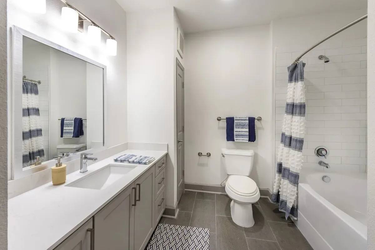 Apartment for rent at 3333 Weslayan St #33TT, Houston, TX 77027