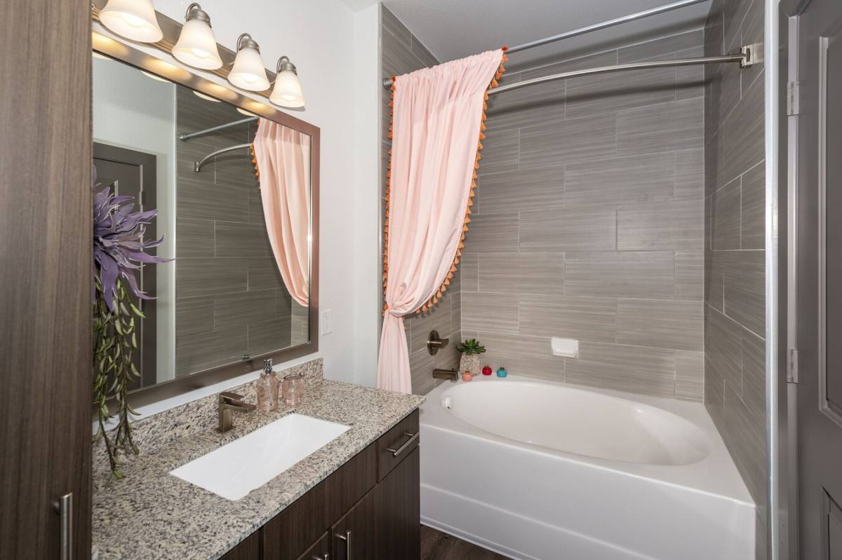 Apartment for rent at 2200 N Sam Houston Parkway E #22H2, Houston, TX 77032
