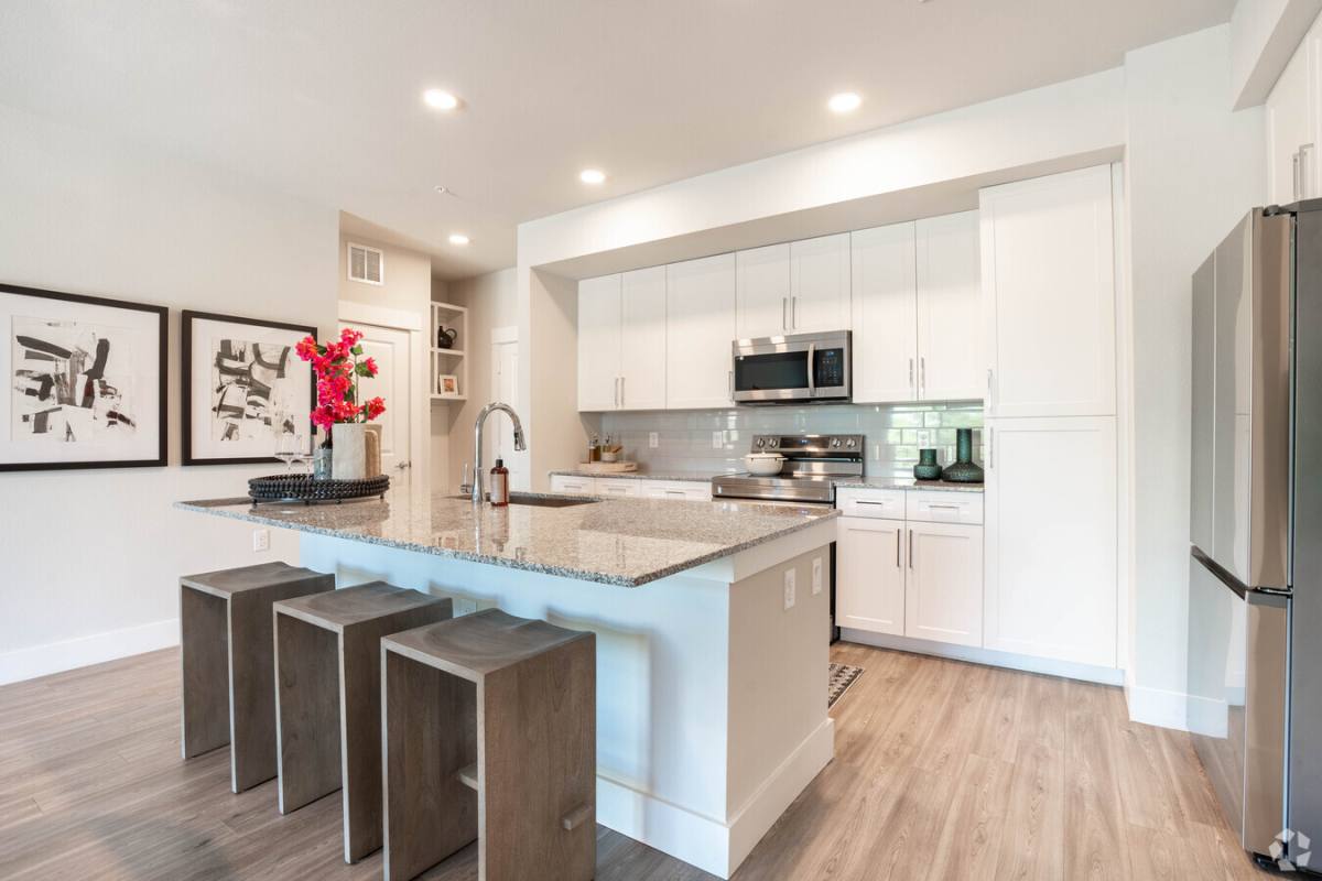 Apartment for rent at 2425 Bell St #BE2, Houston, TX 77003