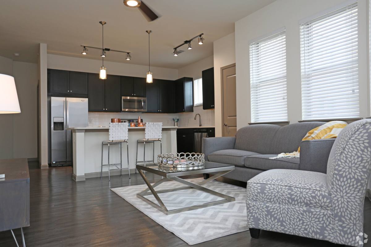 Apartment for rent at 8820 Westheimer Rd #88T, Houston, TX 77063