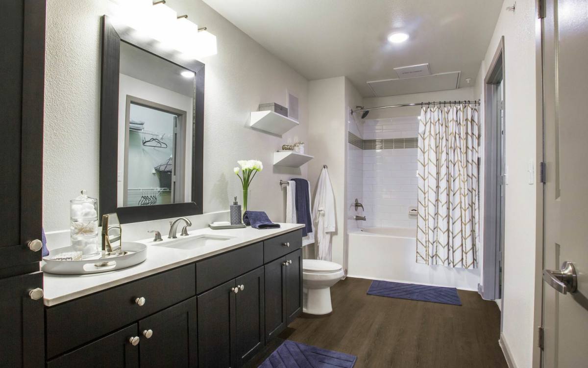Apartment for rent at 8820 Westheimer Rd #88T, Houston, TX 77063