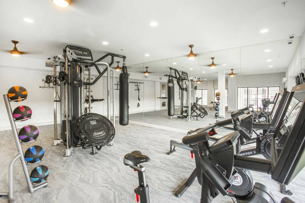 Apartment for rent at 8820 Westheimer Rd #88T, Houston, TX 77063