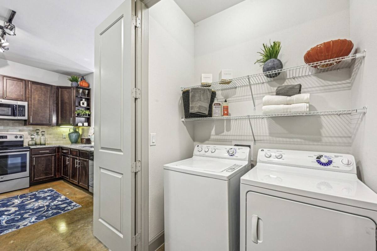 Apartment for rent at 3810 Law St #AAWU, Houston, TX 77005