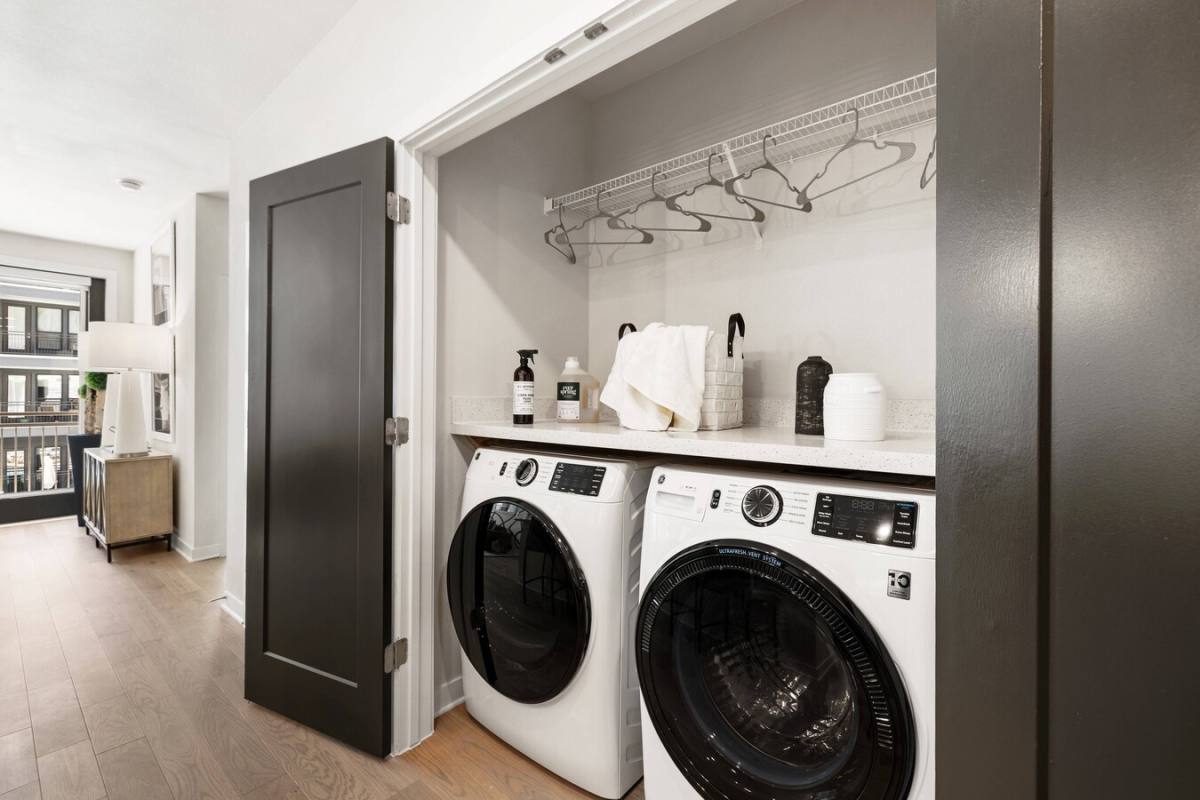 Apartment for rent at 2121 Edwards St #AHSY2, Houston, TX 77007
