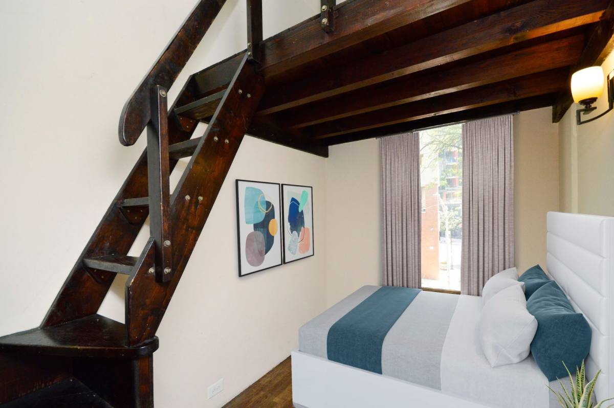 Apartment for rent at 888 W Lill Ave #2F, Chicago, IL 60614
