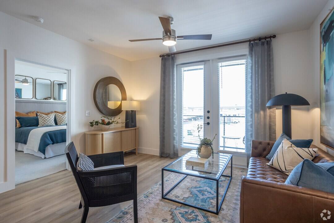 Apartment for rent at 3939 W 12th St #ADD1, Houston, TX 77055