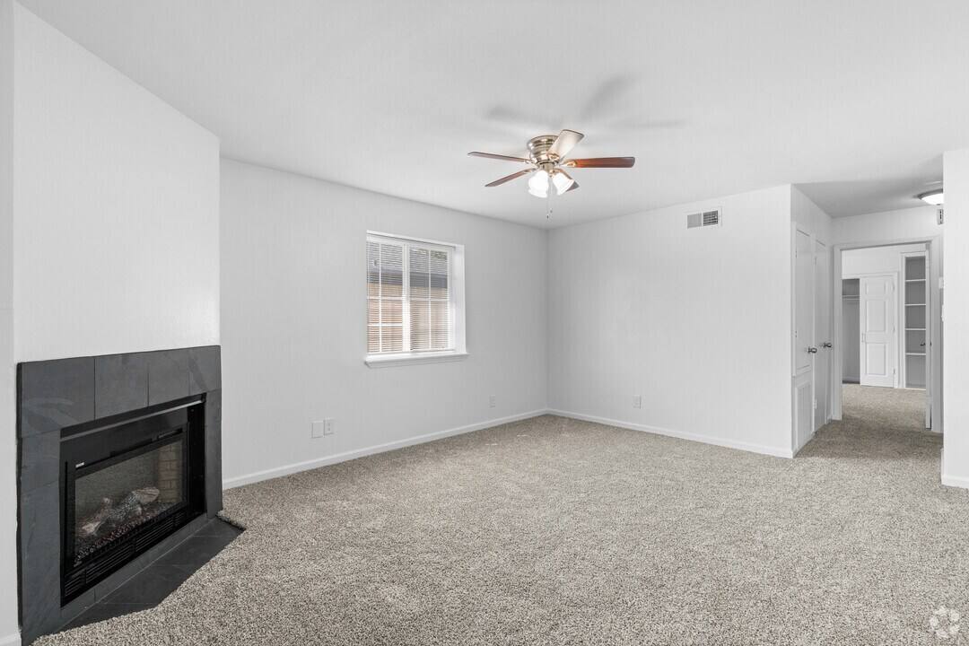 Apartment for rent at 10200 Carter Rd #APF1, Houston, TX 77070