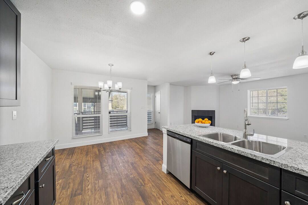 Apartment for rent at 10200 Carter Rd #APF1, Houston, TX 77070