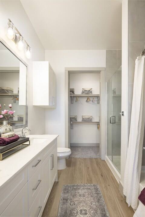 Apartment for rent at 925 W 20th St #BEH3, Houston, TX 77008