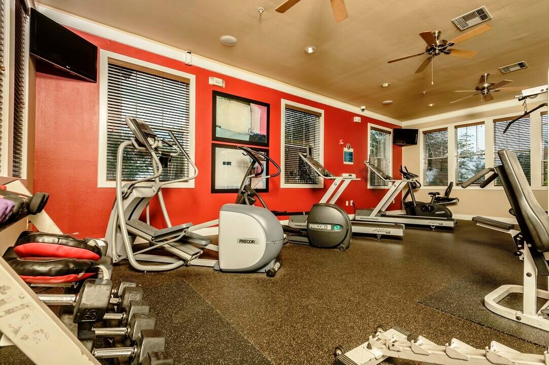 Apartment for rent at 5045 Crenshaw Rd, Pasadena, TX 77505