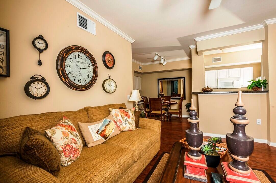 Apartment for rent at 5045 Crenshaw Rd, Pasadena, TX 77505
