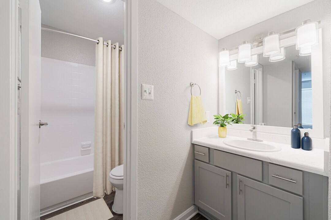 Apartment for rent at 11000 Crescent Moon Dr #CBV, Houston, TX 77064