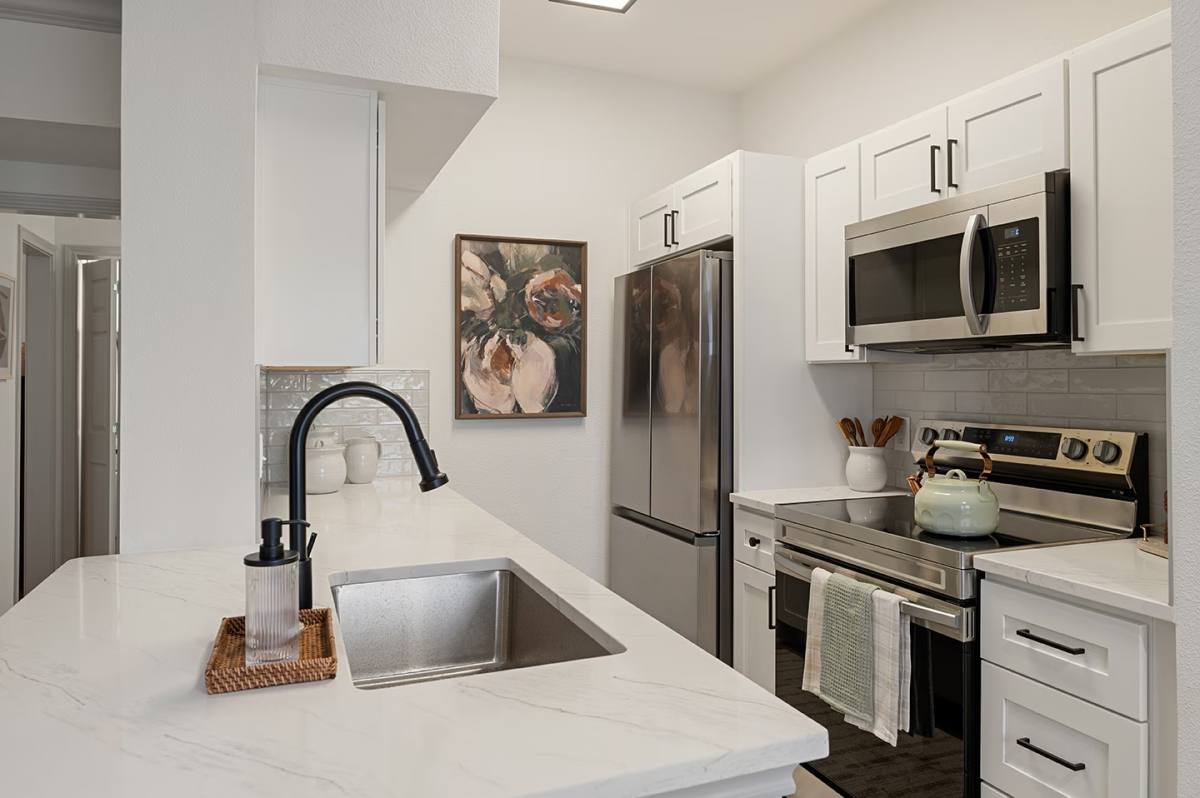 Apartment for rent at 777 Dunlavy St #CLRO, Houston, TX 77019