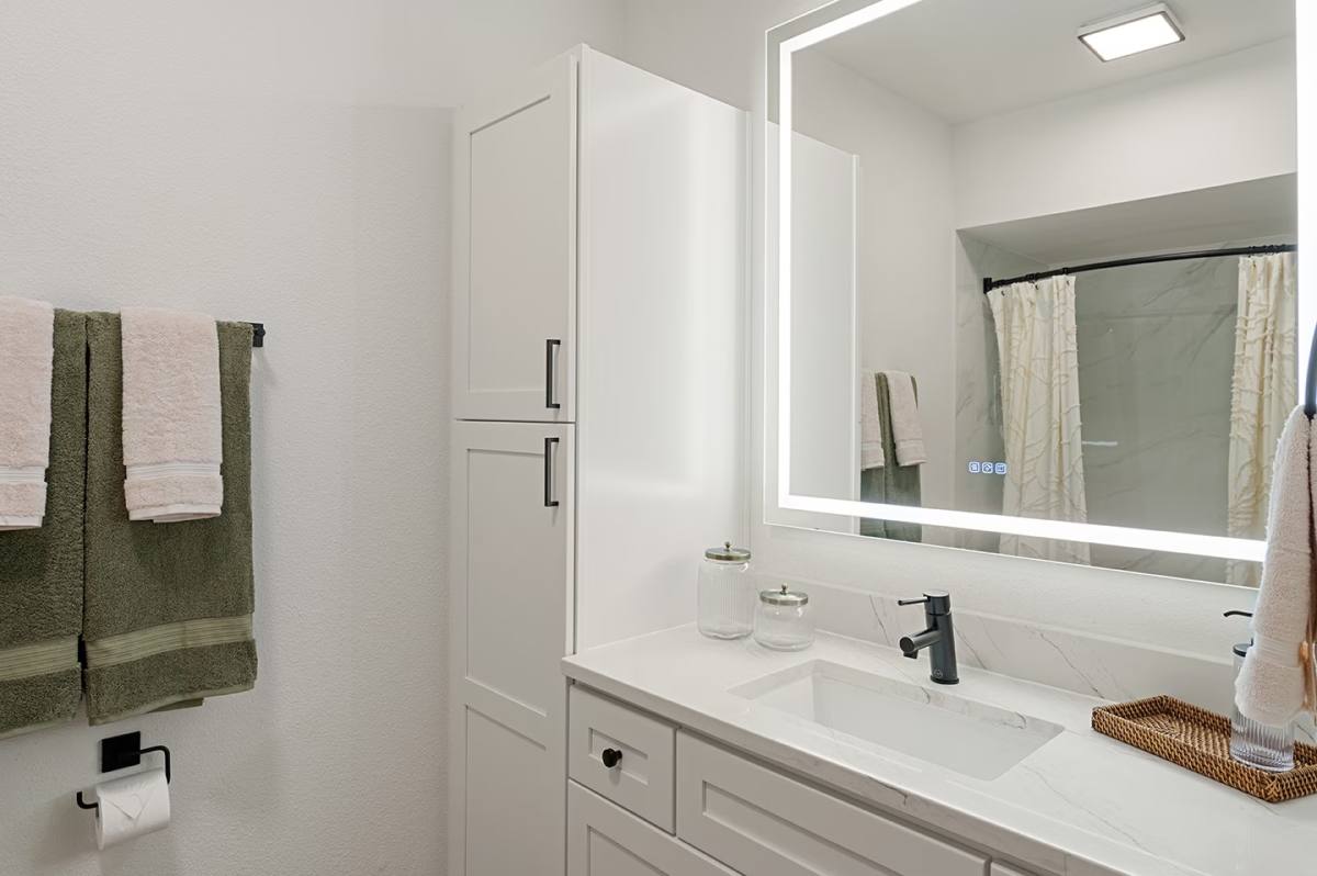 Apartment for rent at 777 Dunlavy St #CLRO, Houston, TX 77019