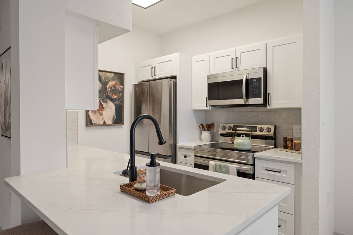 Apartment for rent at 777 Dunlavy St #CLRO, Houston, TX 77019