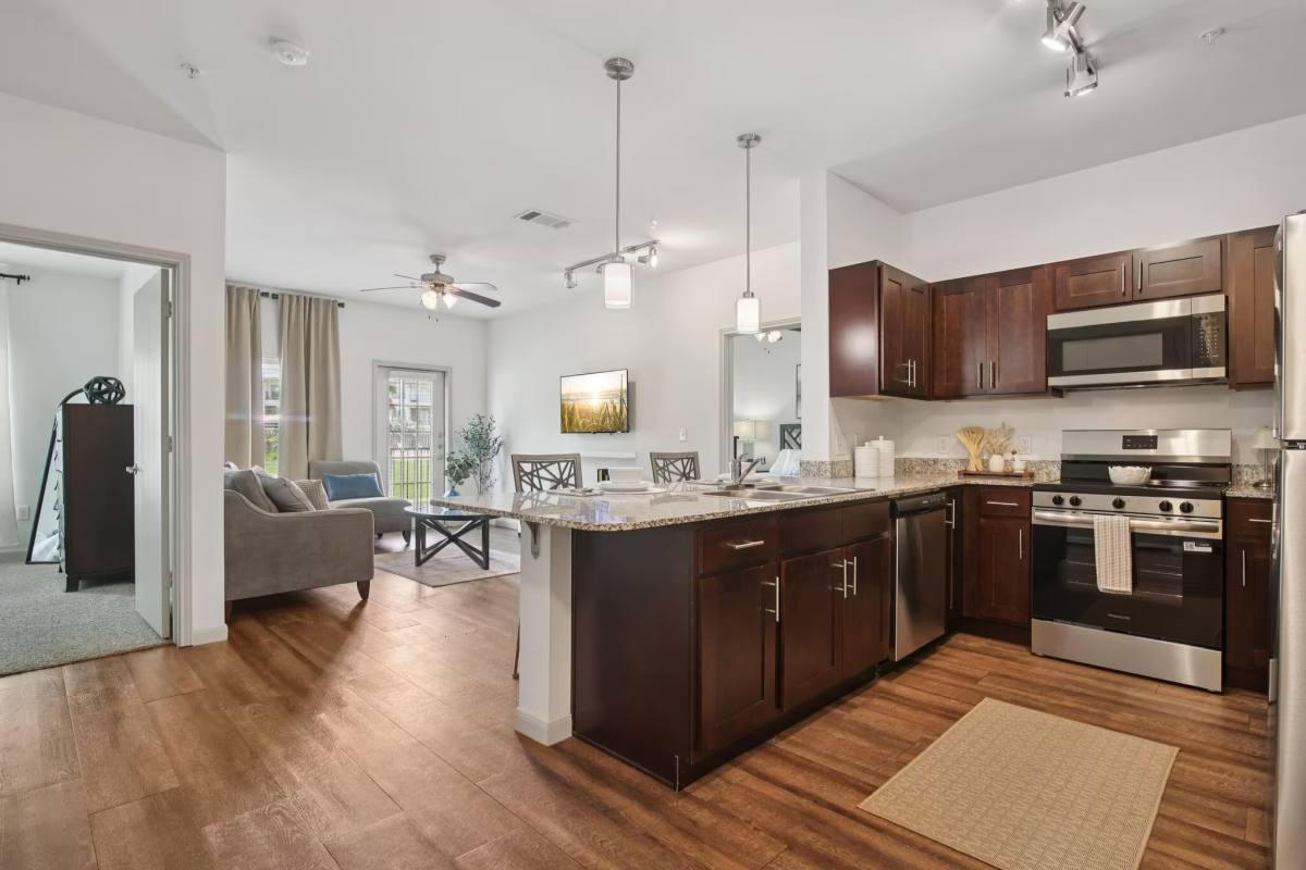 Apartment for rent at 5400 Crenshaw Rd #CNG, Pasadena, TX 77505