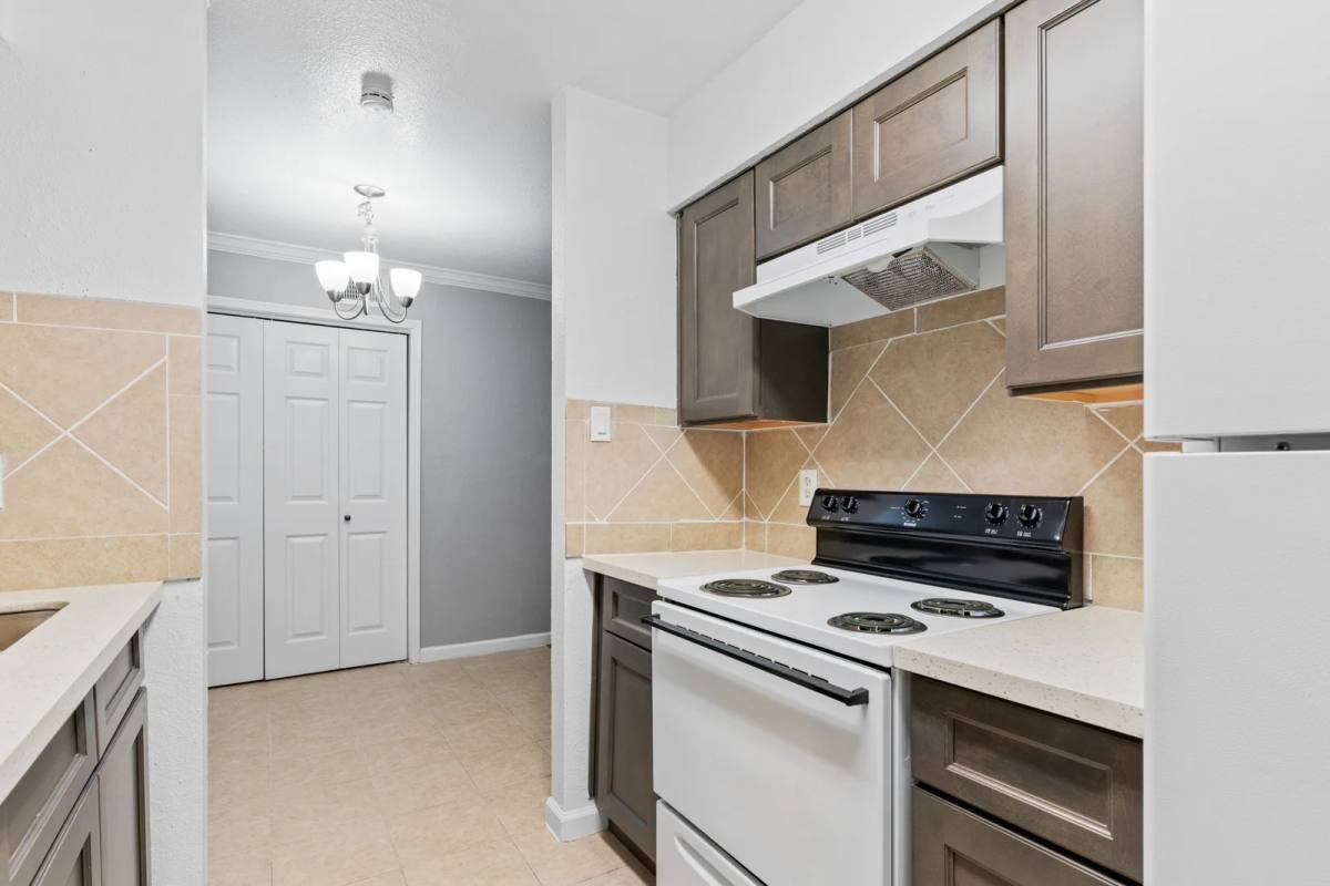 Apartment for rent at 6819 Cook #FPL2, Houston, TX 77072