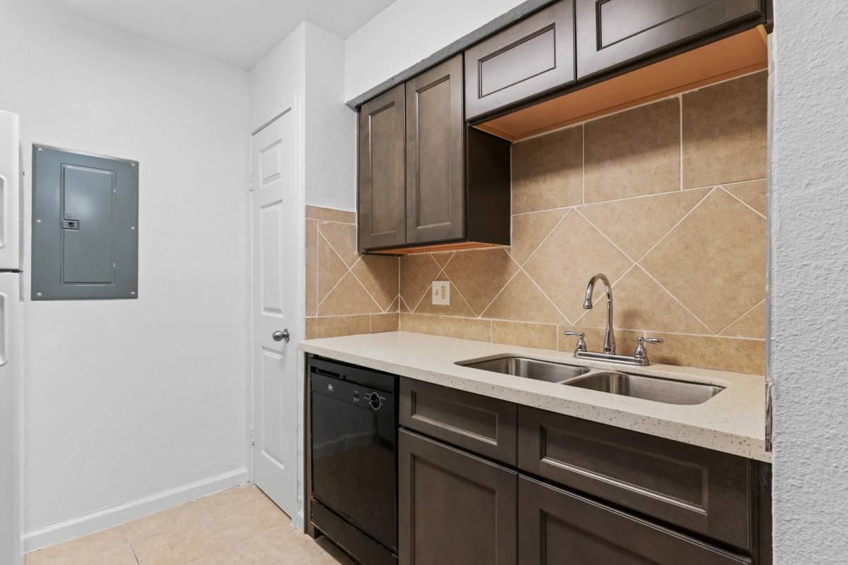 Apartment for rent at 6819 Cook #FPL2, Houston, TX 77072